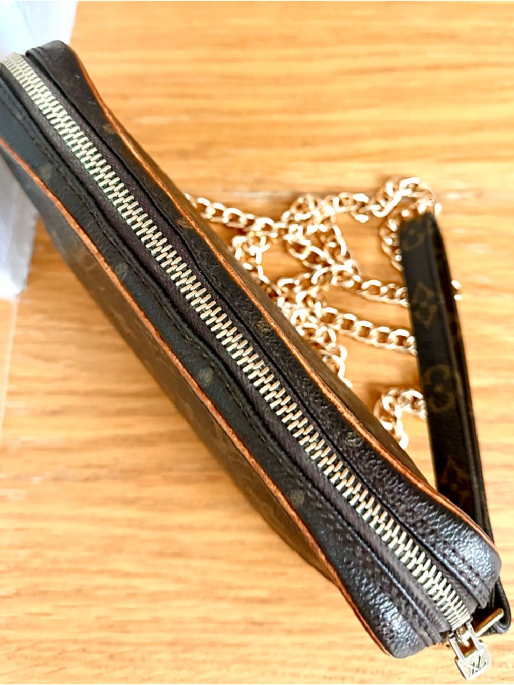 Louis Vuitton Authentic Vintage Marly Dragonne PM Clutch / Crossbody - Picture 5 of 15